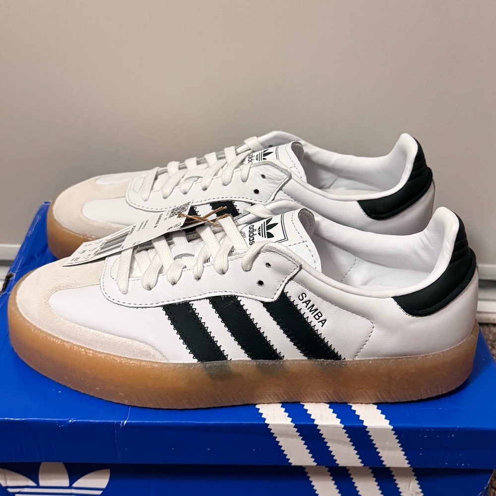 Adidas Women’s Sambae OG “White/Aurora Ivy/Gum” - Picture 2 of 8